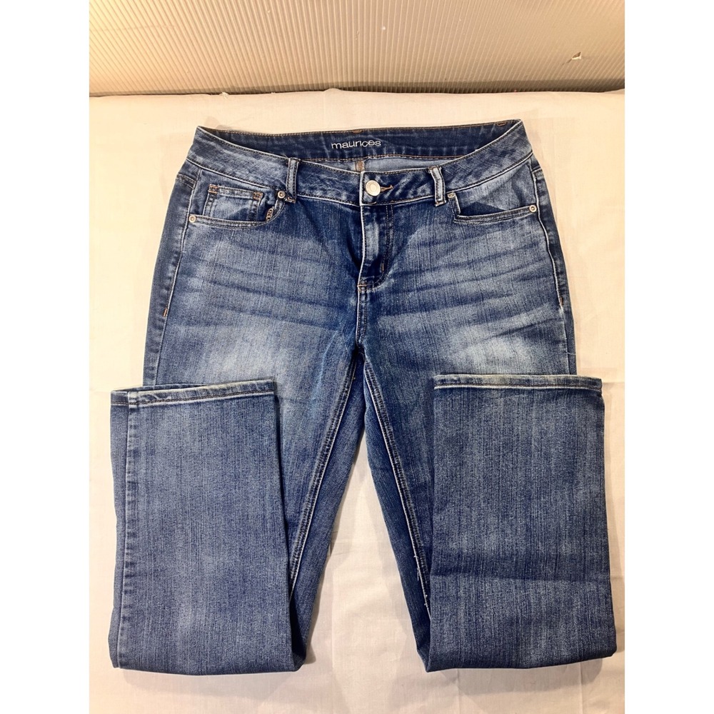 Maurices Womens Blue Wash Distressed Denim Jeans Bootcut Size 8‎